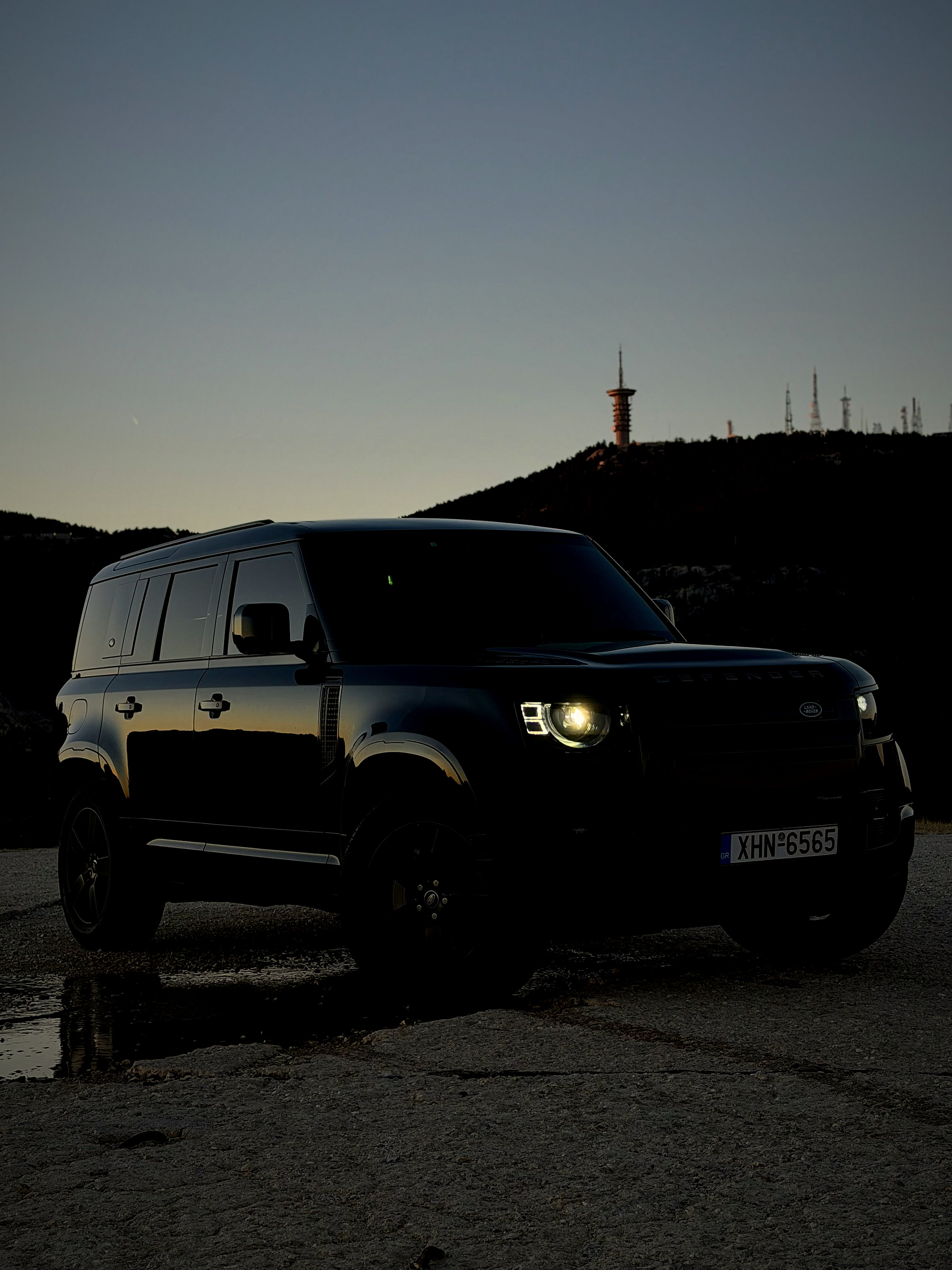 Land Rover Defender 2023 μαύρο